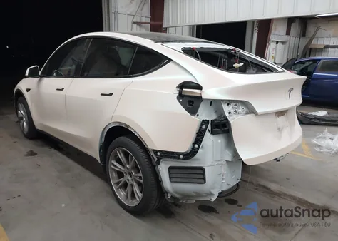 2023 Tesla Model Y from USA, damaged, VIN 7SAYGDEE1PA195578